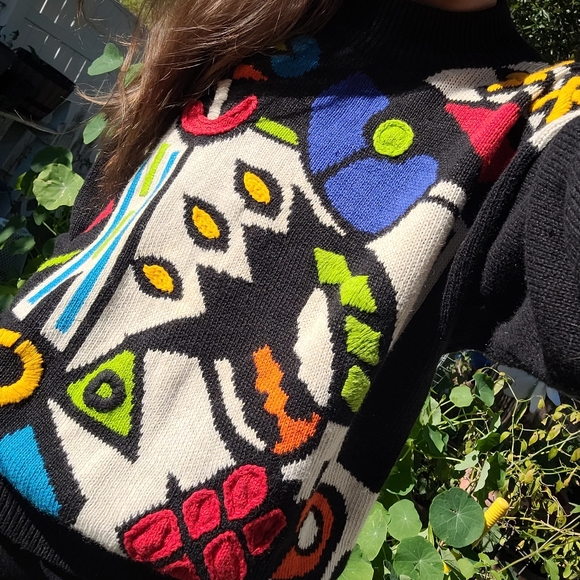 Colorful Geometric Pattern Sweater - Picture 4 of 6